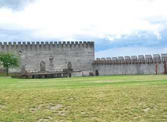 Świętokrzyskie wycieczki Spacerkiem po historii